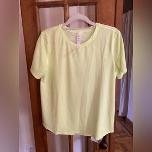 NWT Lululemon neon green/yellow workout top